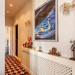 Amplio Y Elegante Con Diseno Vintage بورتغاليتي