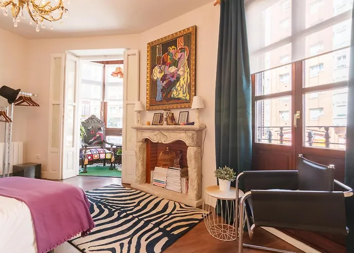 Amplio Y Elegante Con Diseño Vintage Apartamento